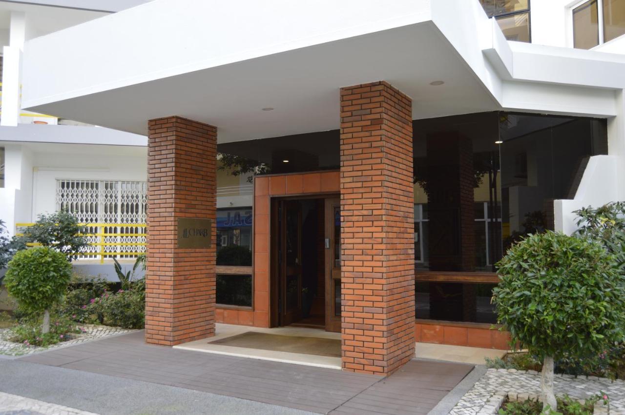 Apartamento Proximo Da Marina Vilamoura C/Piscina E Estacionamento Luaran gambar